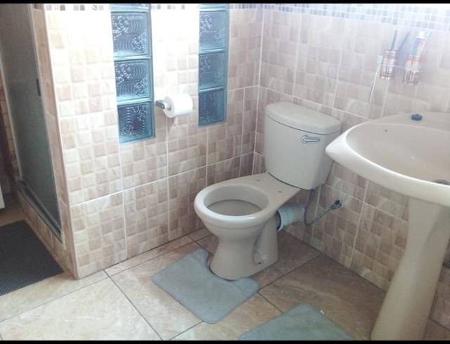 3 BEDROOM HOUSE FOR SALE IN GELUKSDAL